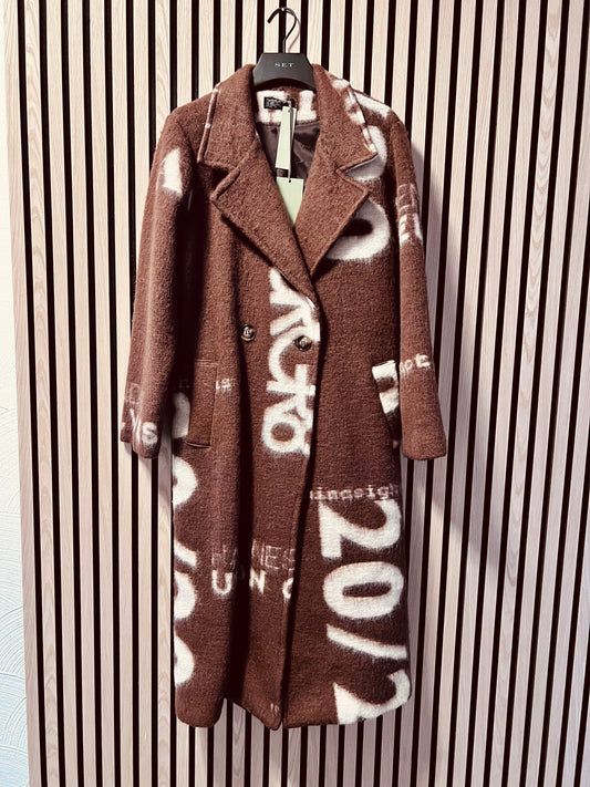 A: Knielanger Wollmix Mantel