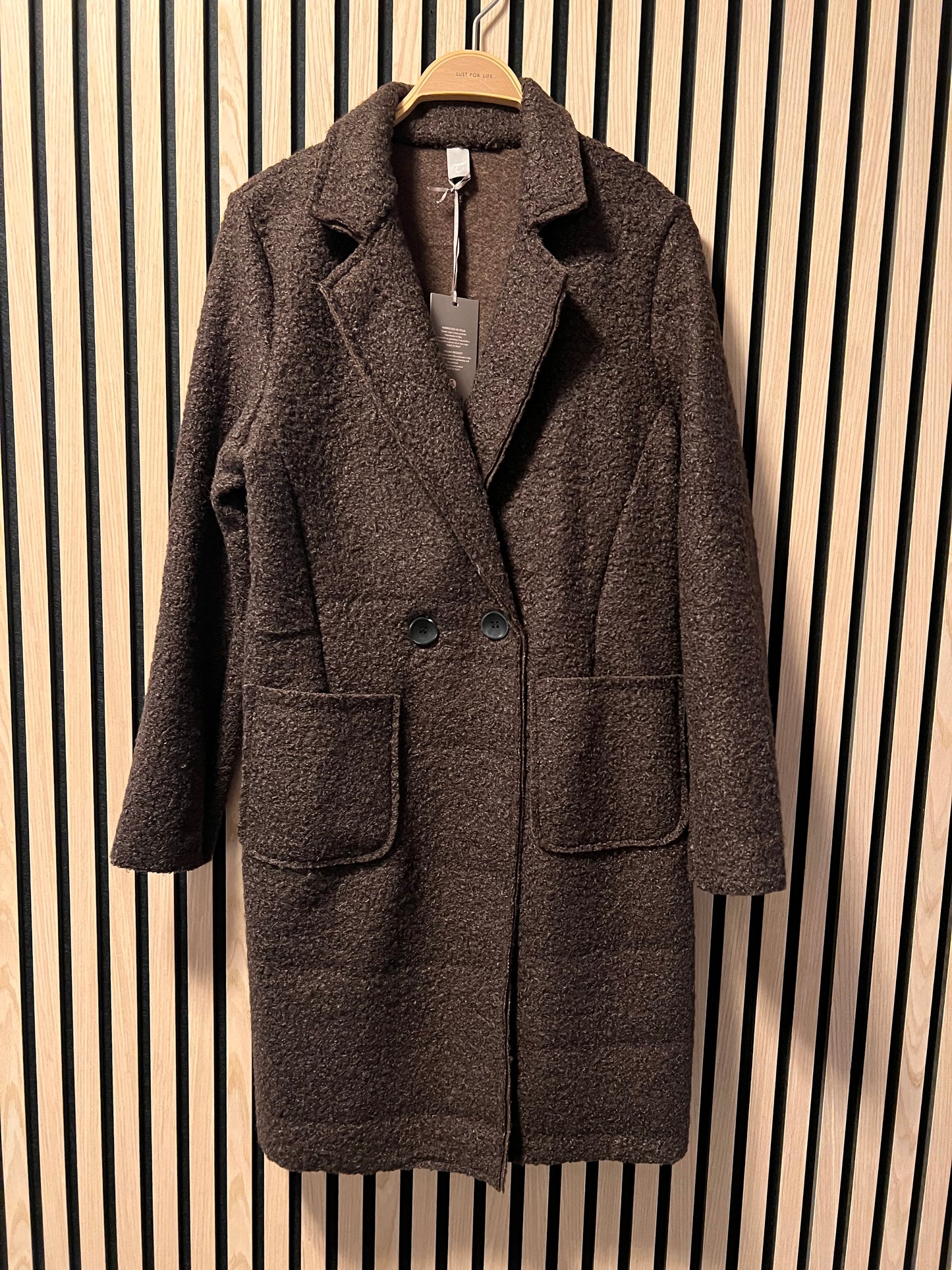 A : Mantel „Curly“