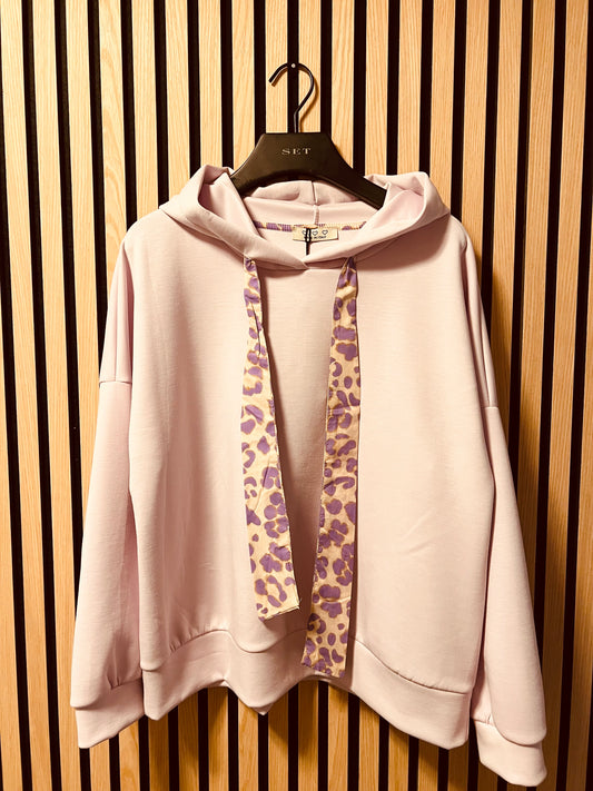 A : Hoodie „Leo“