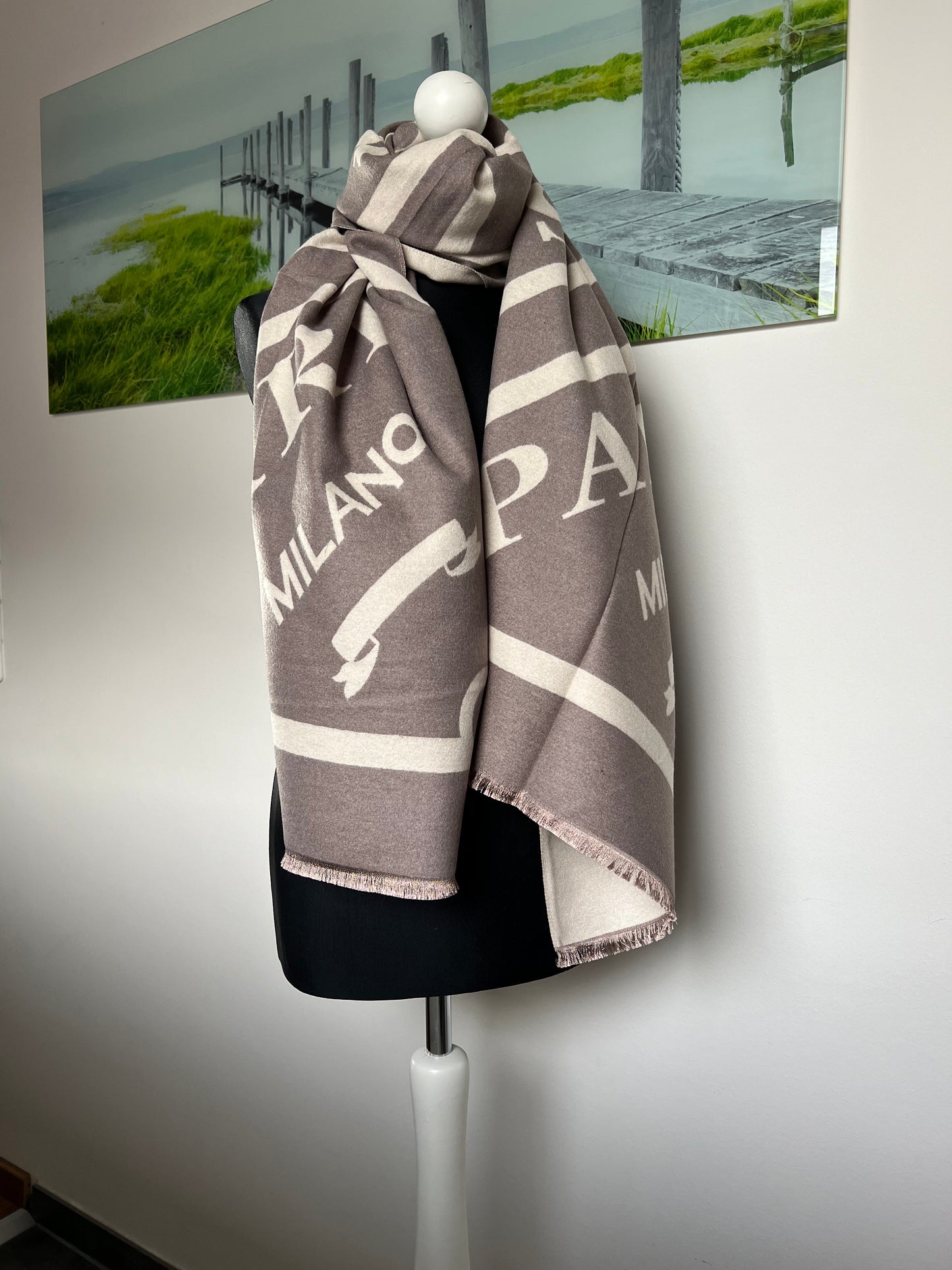 A :Paris Milano Schal