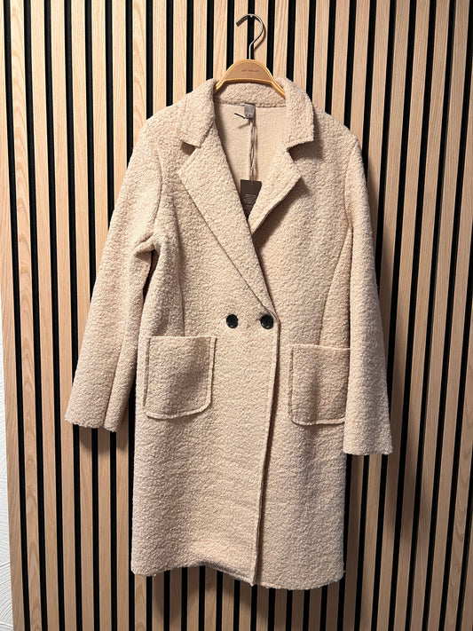 A : Mantel „Curly“