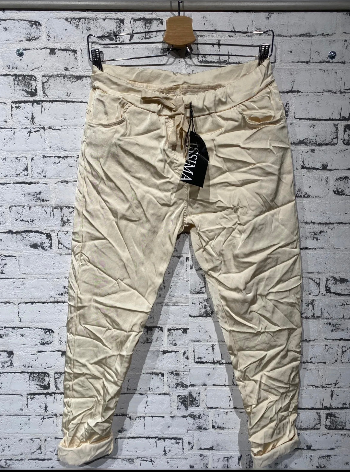 Issima Shiny Jogpant Hose