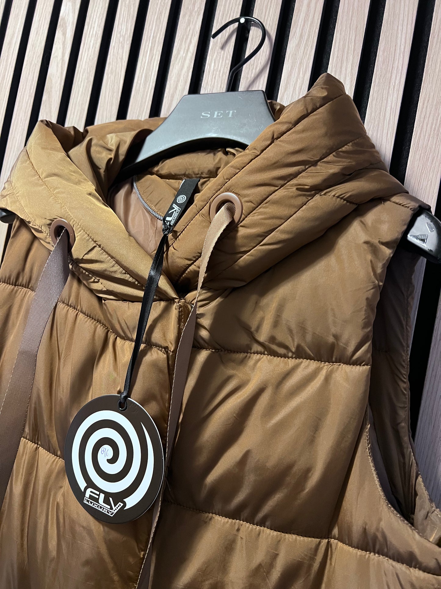 A: Long Weste Fly Luxury