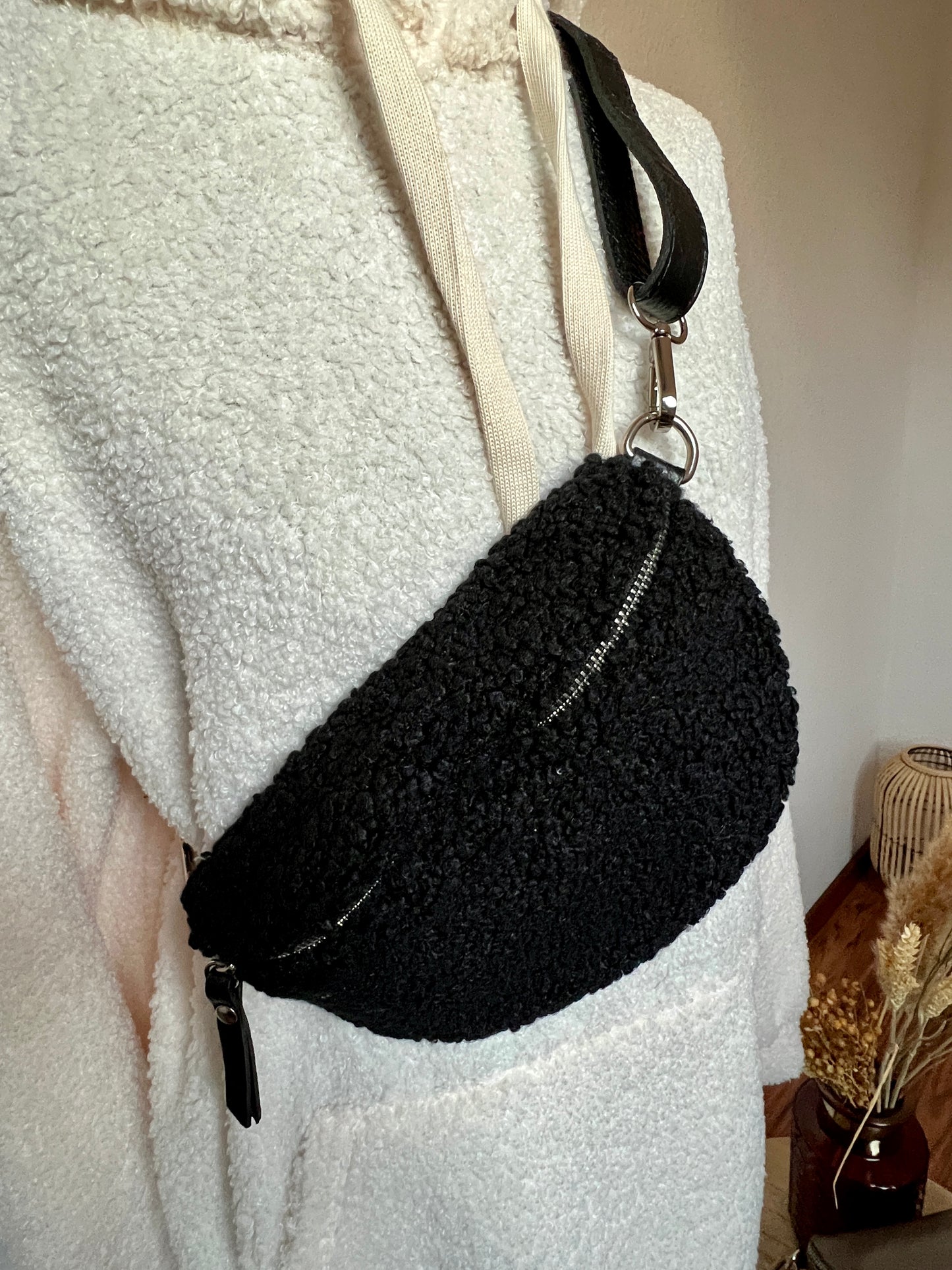 SALE:Bodybag Hüfttasche Teddy Plüsch